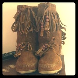 Minnetonka fringe booties